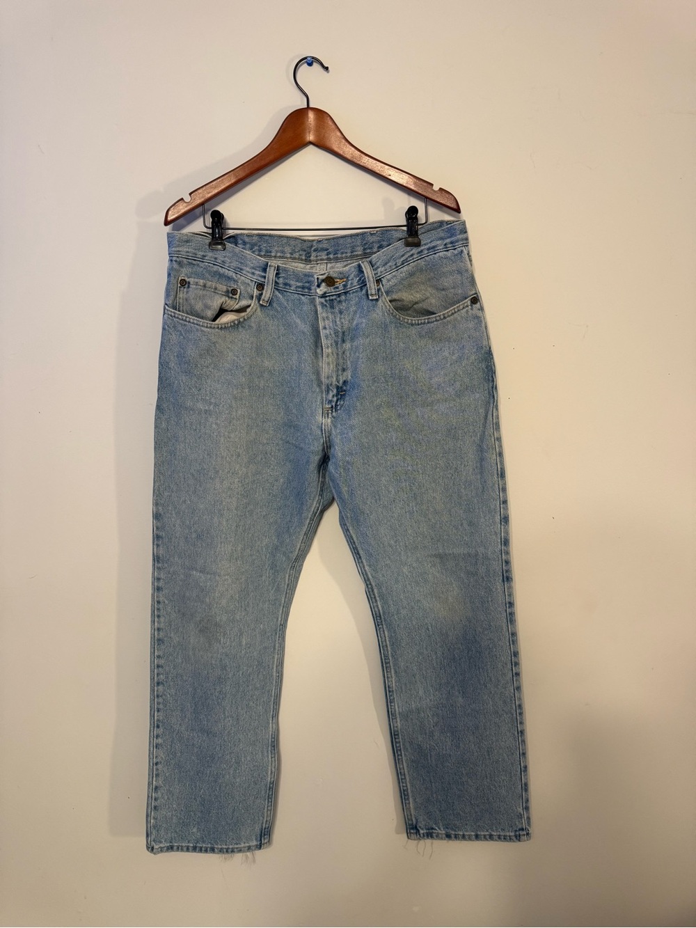 Wrangler Light Blue Relaxed Fit Men’s Jeans